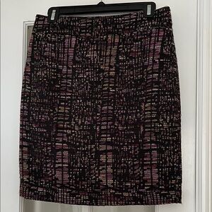Ann Taylor Black and Burgundy Patterned Pencil Skirt
